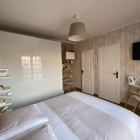 L'oliu De L'oustalet * كاسلسارازين