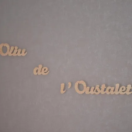 L'oliu De L'oustalet *