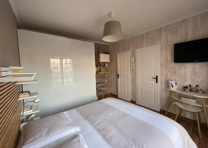 L'oliu De L'oustalet * קסטלסרסין